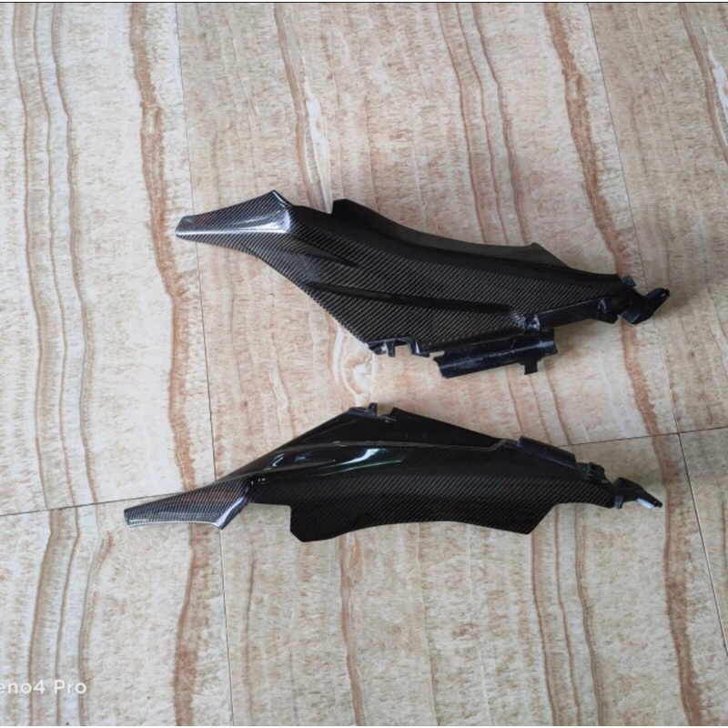 panel Body hitam XMAX old asli carbon