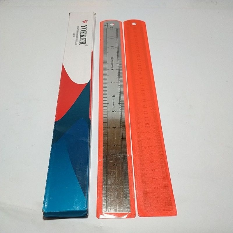 

Penggaris garisan besi 30cm steanlis lentur kuat 1 pcs