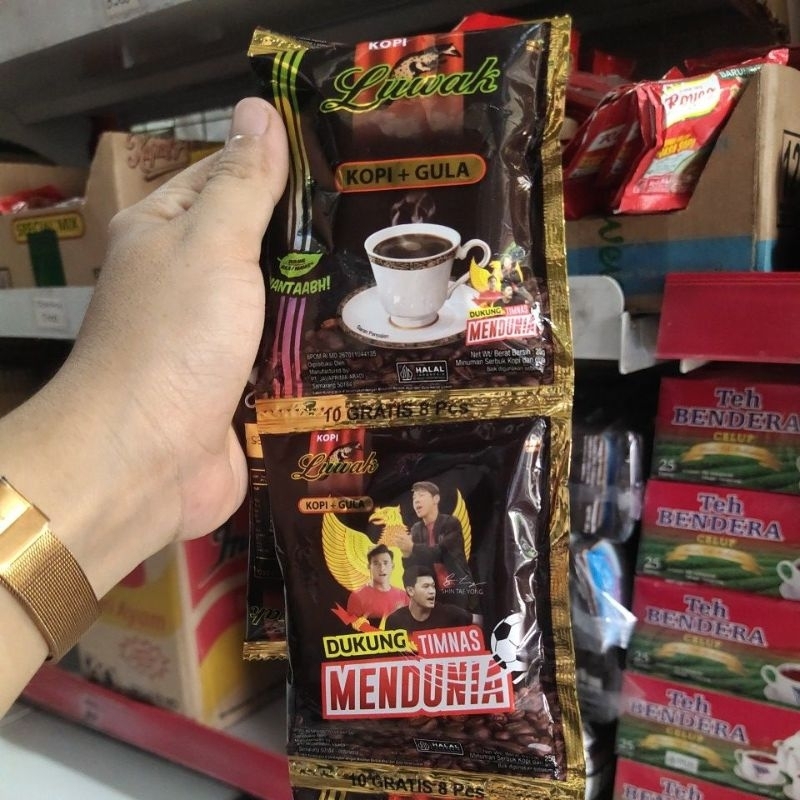 

KOPI LUWAK HITAM + GULA