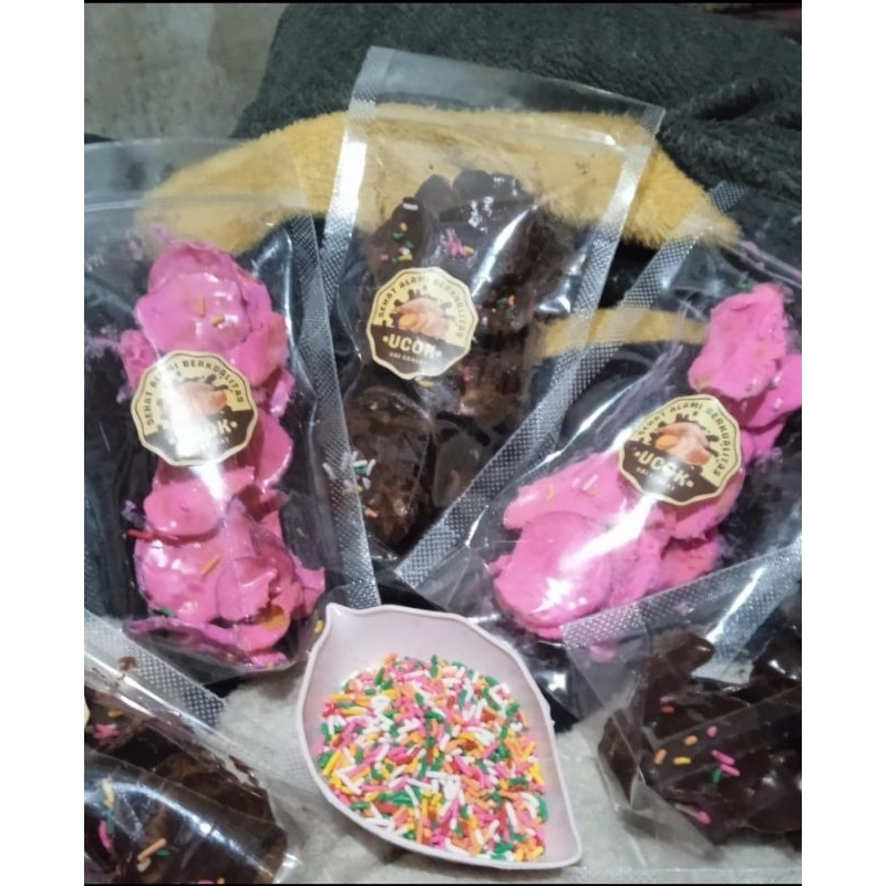 

UCOK (Ubi Coklat)