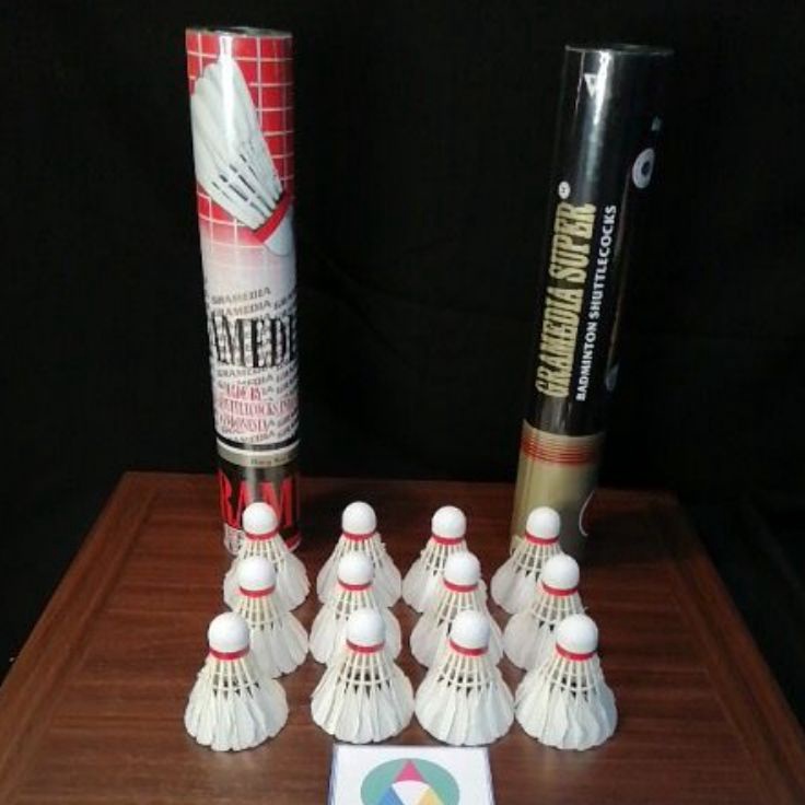 ✵New..✵ Kok Badminton Gramedia Super Bulu Bulat Kedot Bal Bulutangkis