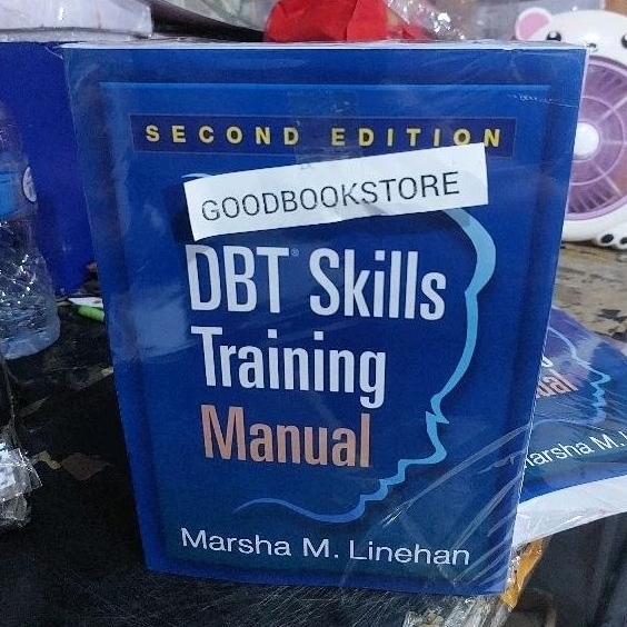 Buku DBT Skills Training Manual Second Edition