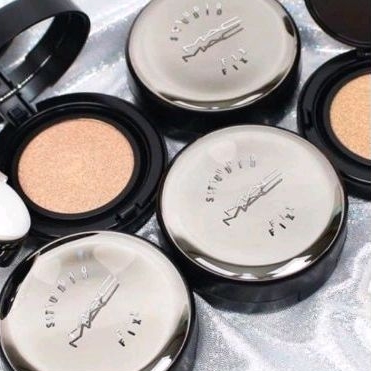 MAC Studio Fix Complete Coverage Cushion
