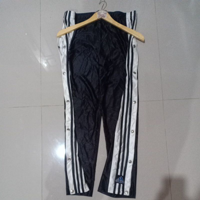 celana training Adidas kancing vintage