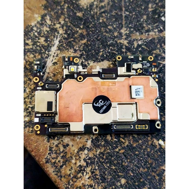MESIN OPPO  F7 RAM 4/64 ORIGINAL HIDUP NORMAL