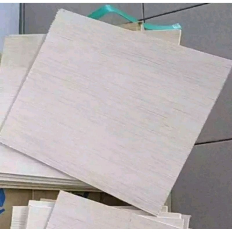 Backdrop lamaran triplek