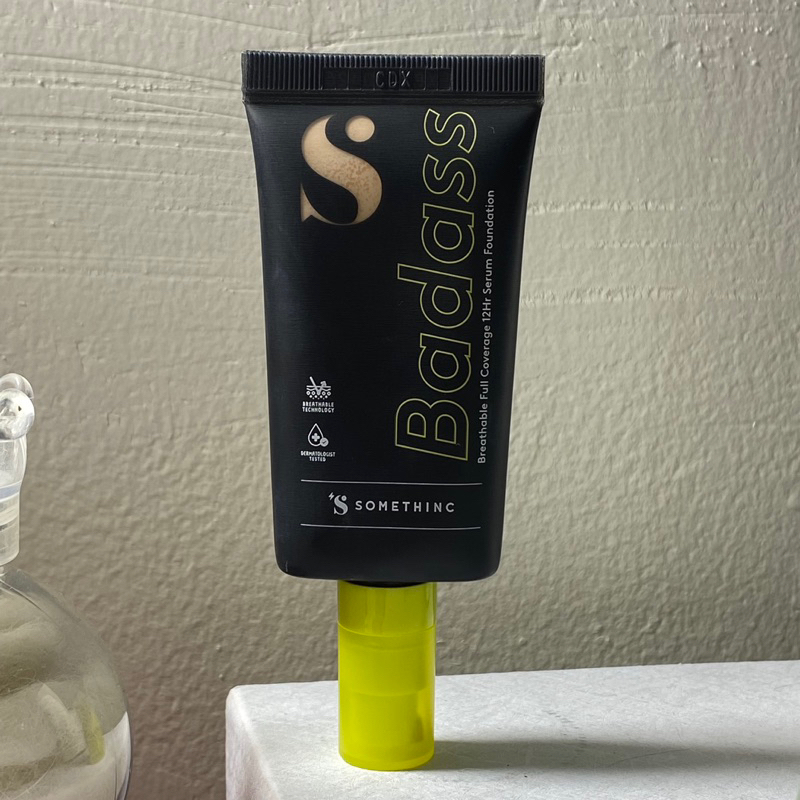 Somethinc Badass foundation BIJOUX preloved