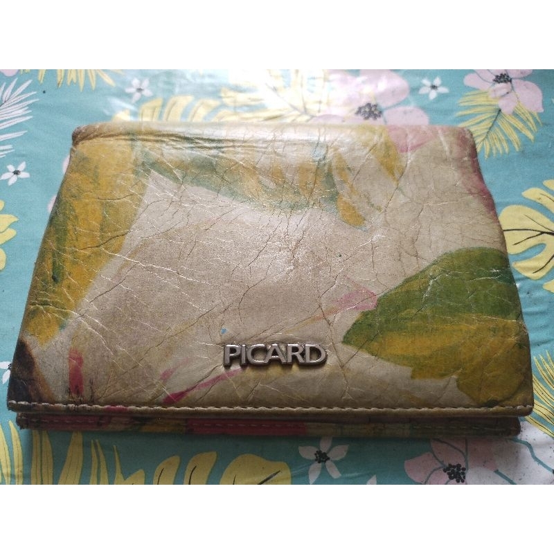 Dompet Picard