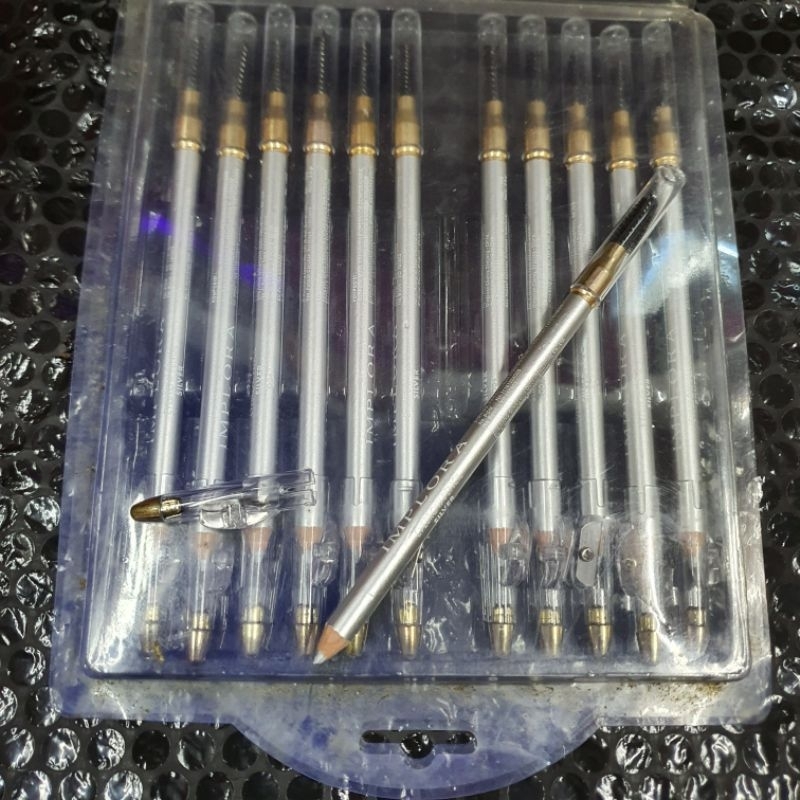 eyeliner pensil implora warna silver