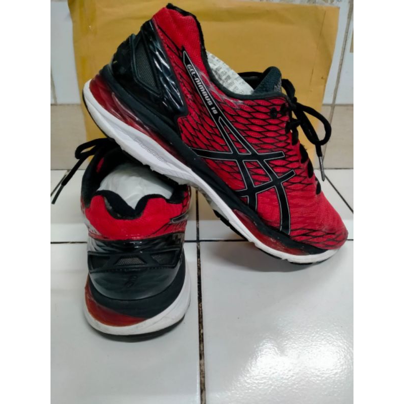 sepatu volley/running Asics gel-nimbus 18