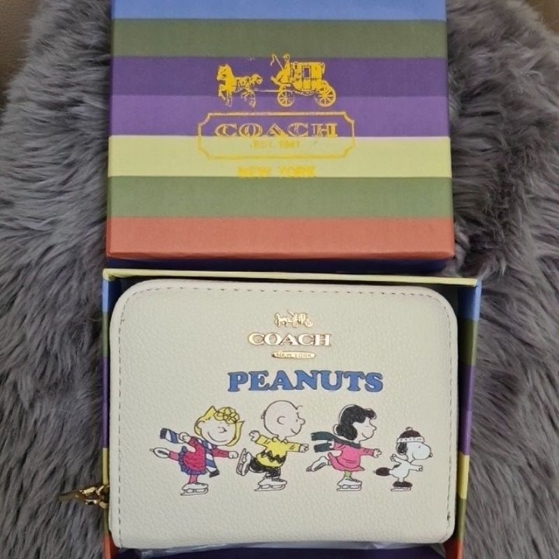 Dompet lipat Coach Snoopy