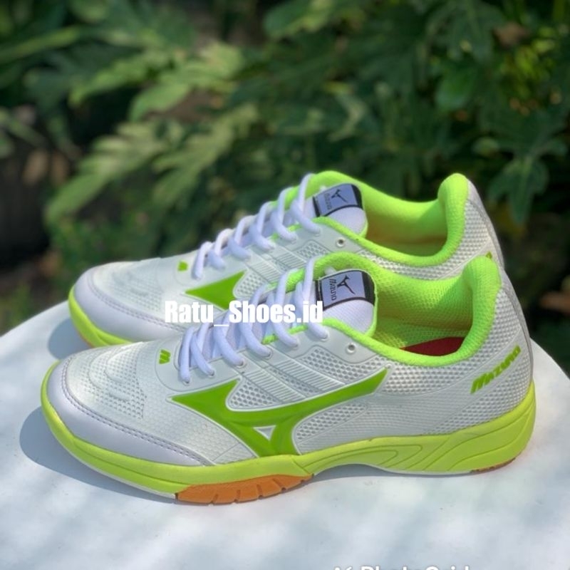 Sepatu Olahraga / Sepatu Jogging / Sepatu Mizuno 2D