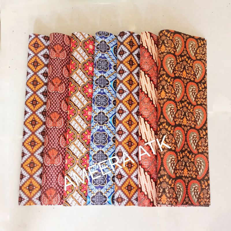 

1 Pak Kertas Kado Batik Isi 50 Lembar