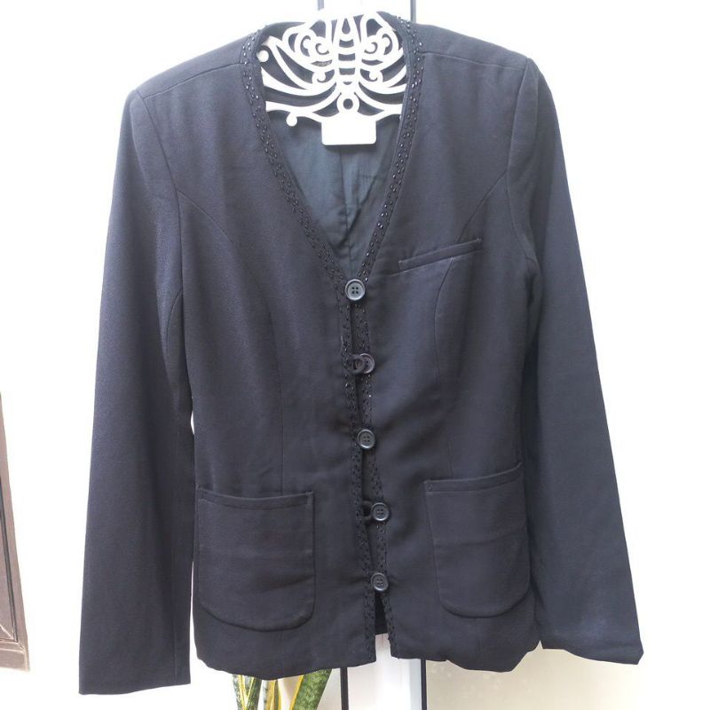 BLAZER HITAM CARDINAL