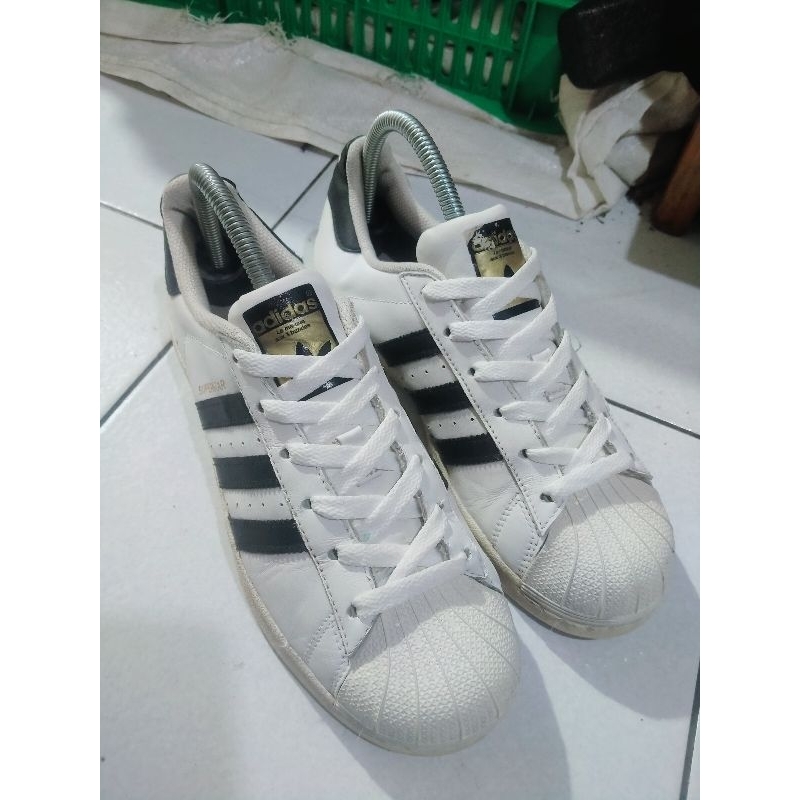 Adidas superstar size 38