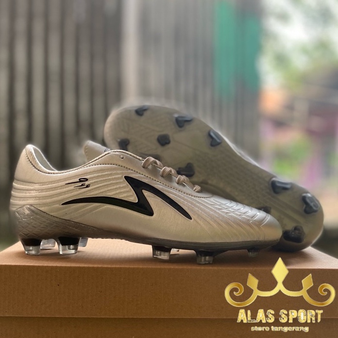 Star Seller Murah Lebay Sepatu Bola Anak ukuran 33 - 37 Sepatu Bola spec Anak Junior Premium Kompone
