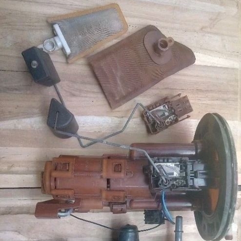 copotan fuelpump assy rumah pompa bensin honda crv gen 2asli copotan honda crv gen 2