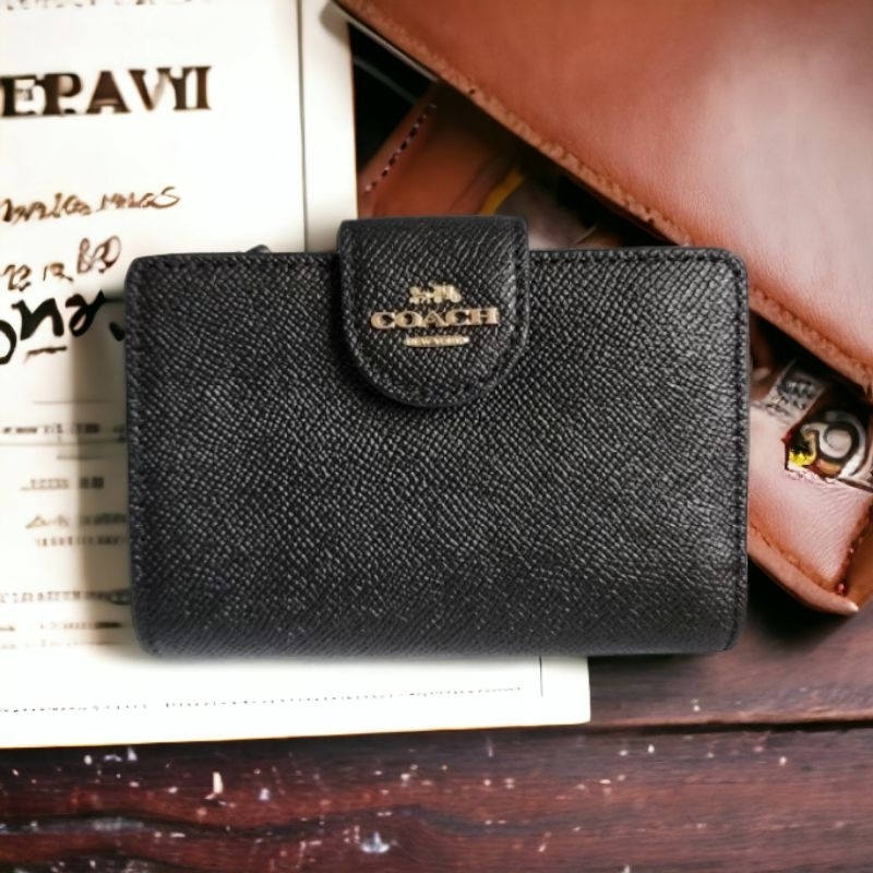 [READY STOCK] Dompet Coach Medium corner zip wallet