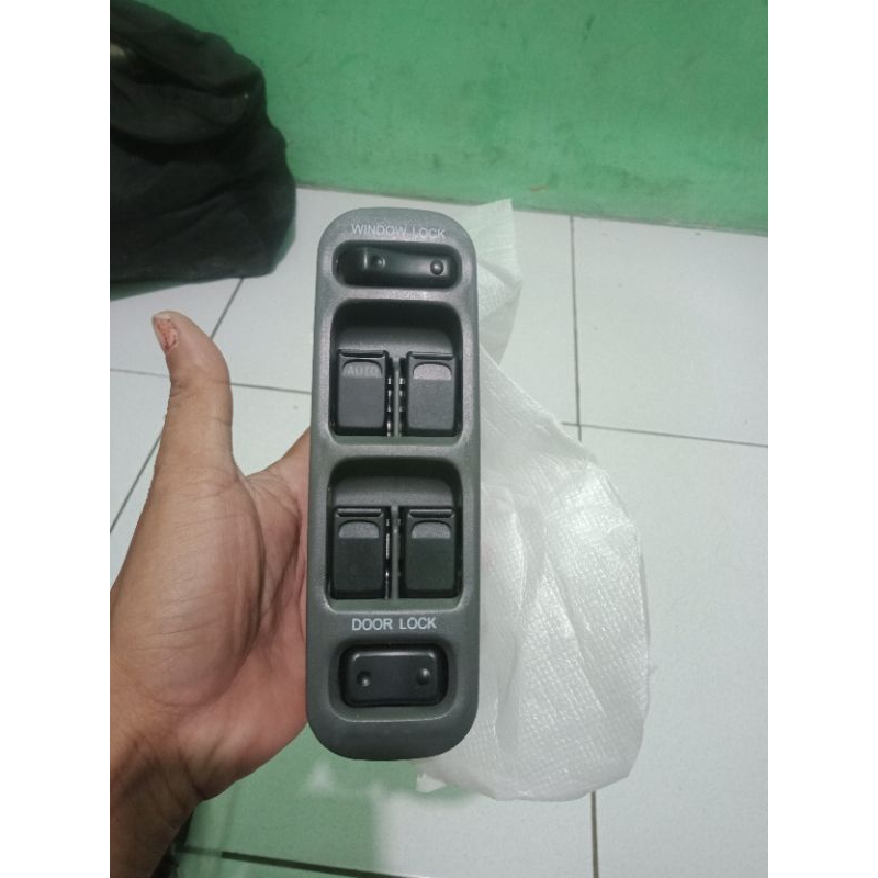 saklar power window Baleno 97-2002