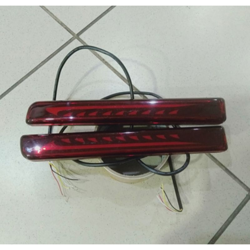 LAMPU LED REFLEKTOR BUMPER MOBIL AGYA