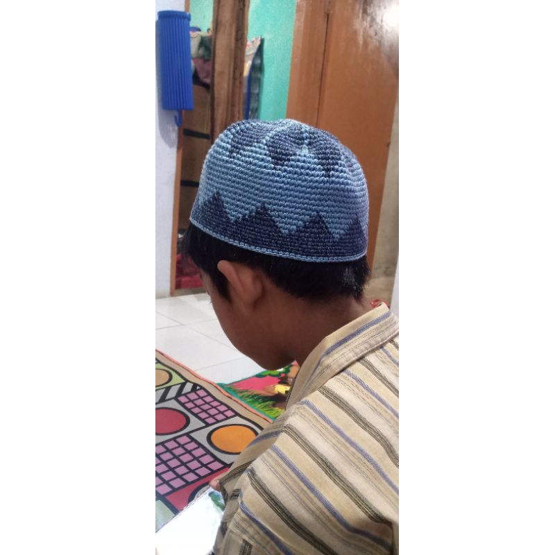 peci kopiah rajut/rajut lentera