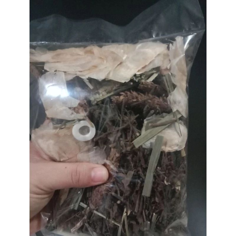 

Liang teh ( Buang Panas Dalam ) Herbal Premium Quality 100% halal (50bgks)