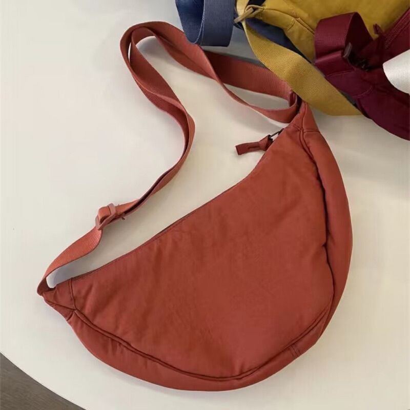CODTas Bahu Cewek Wanita  Mini Kanvas UNIQLO  Tas Selempang Wanita Warna Solid Casual Canvas Round S
