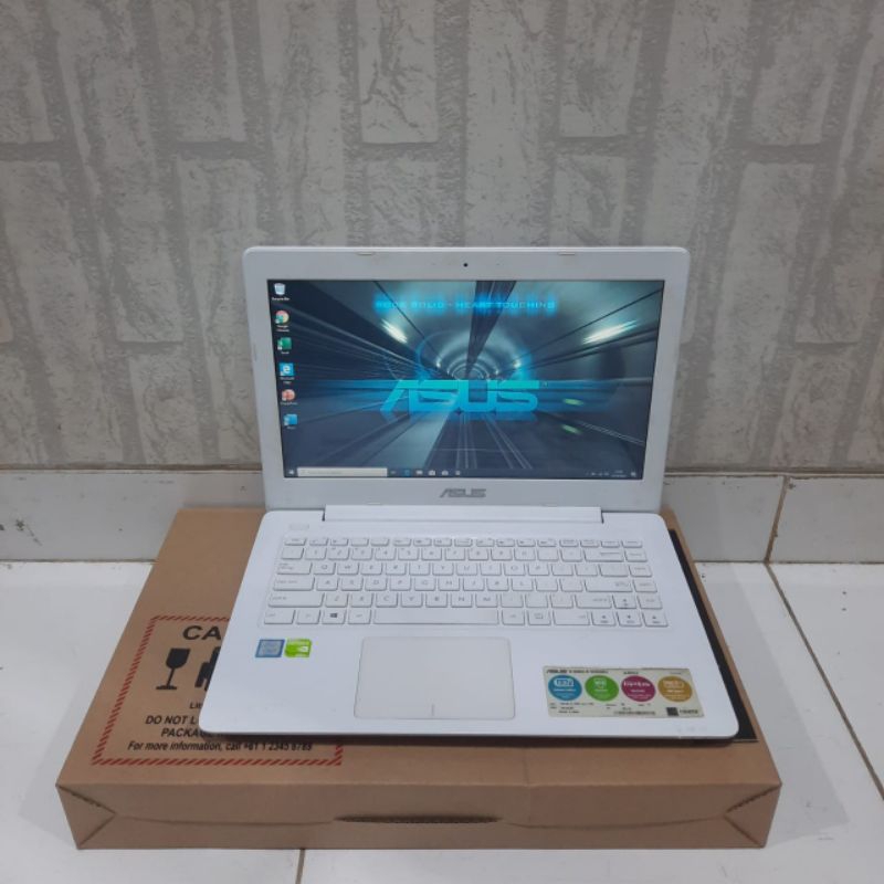 Laptop Asus A456URK, Core i5-7200U, Gen 7th, ###Double Vga, HD Graphics 620, Nvidia Geforce 930Mx, R