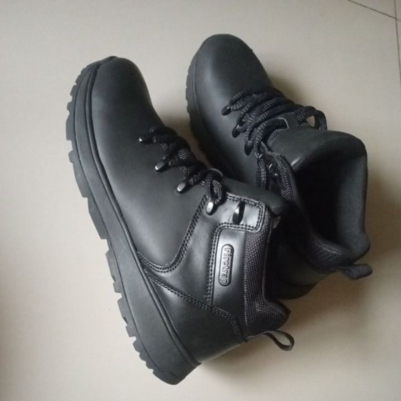 sepatu hiking sepatu gunung sepatu bot firetrap original