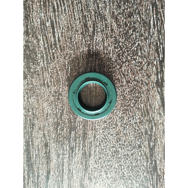 Oil seal  Chainsaw 070 Besar