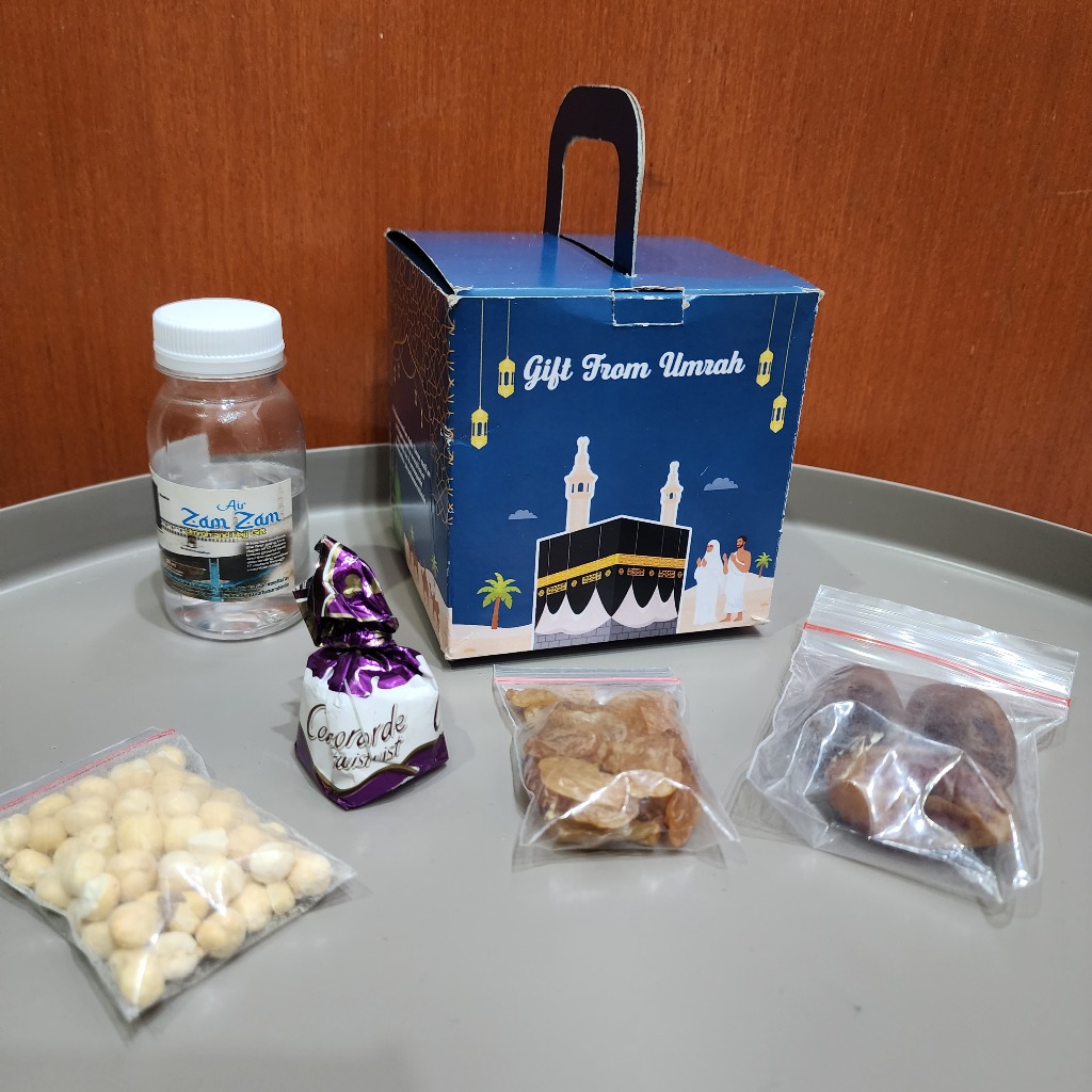 

Paket Oleh - Oleh Haji dan Urmroh + Coklat Turki Air Zamzam ori + Kismis Golden + Kurma Khalas