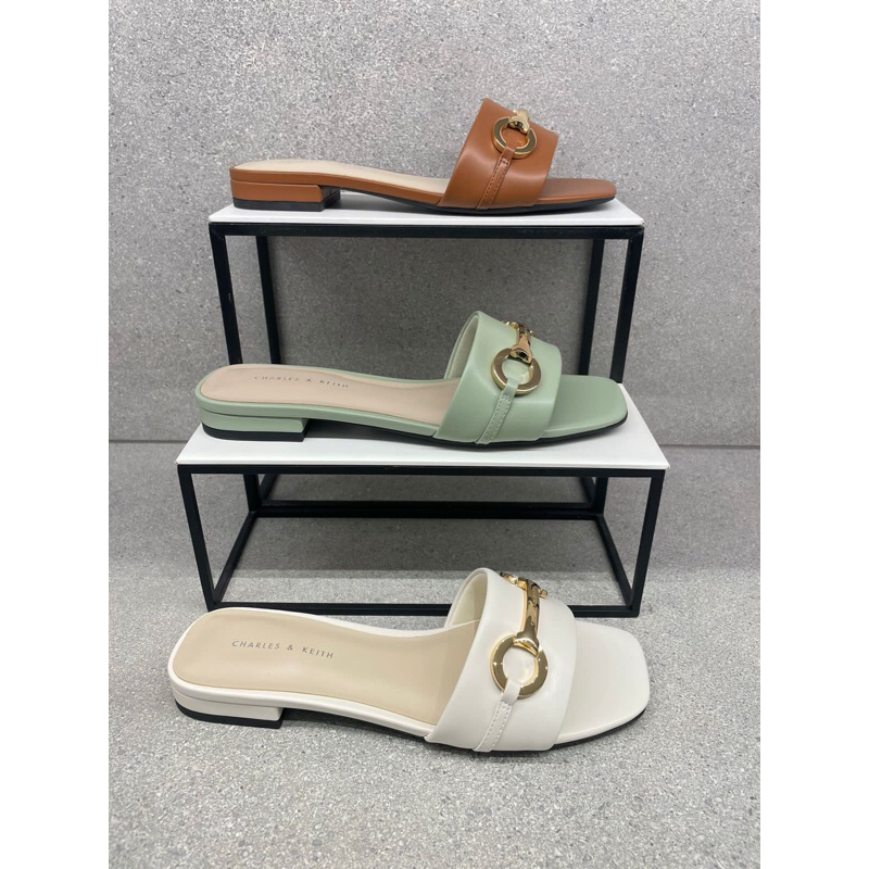 Sandal wanita flat Charles&Keith original