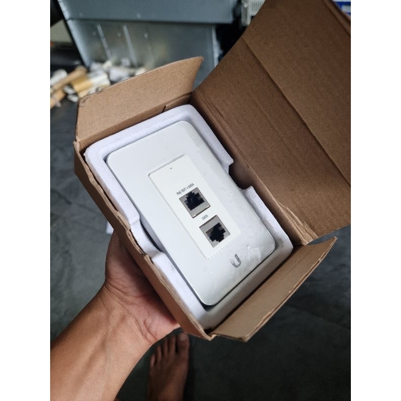 Ubiquiti UAP-IW UniFi AP In-Wall