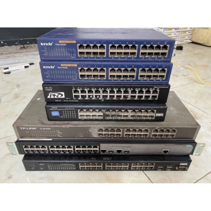 Switch hub 24 port Ethernet