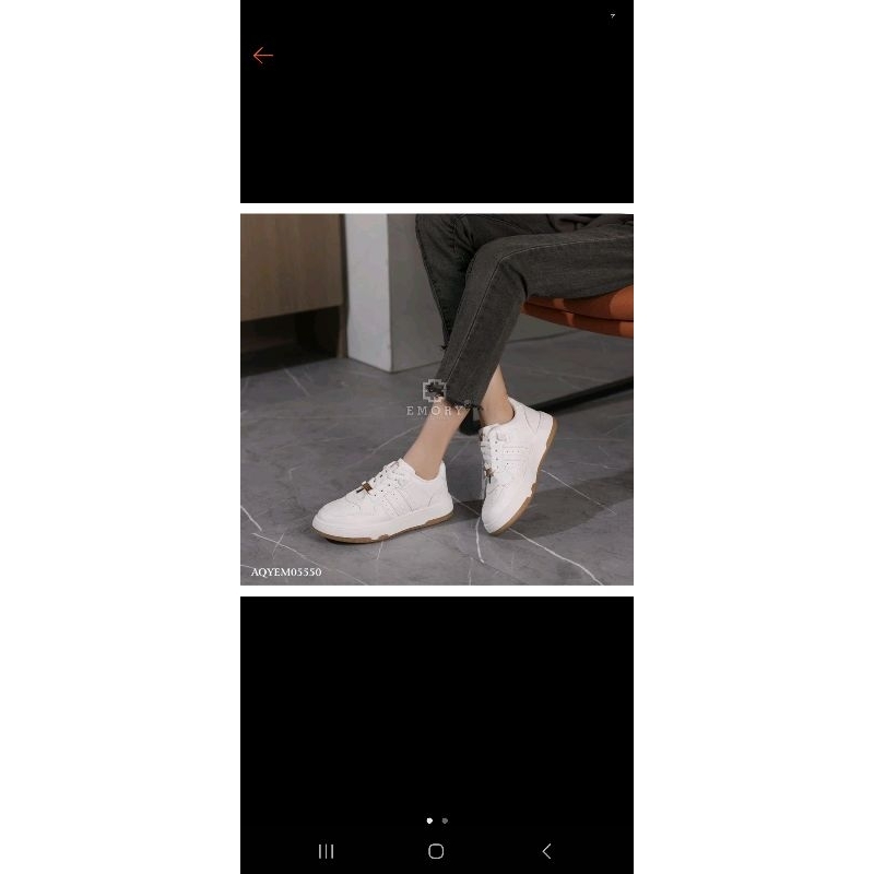 Sepatu Sneakers  Emory (preloved)