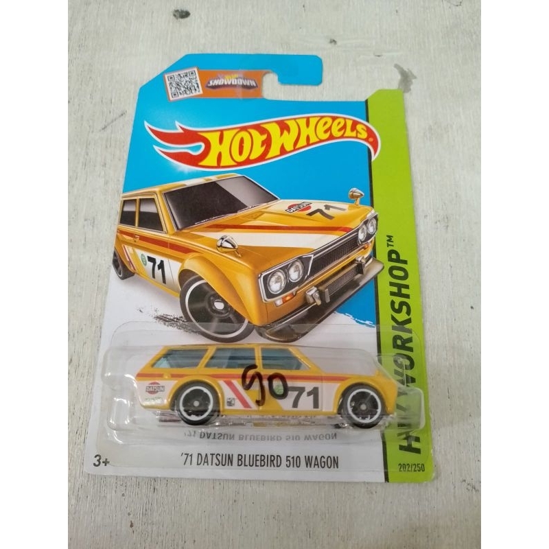 mainan anak hotwheels '71 datsun Bluebird 510 wagon