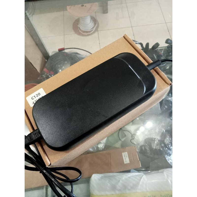 Charger 3A 36V Baterai Lithium-ion E-bike