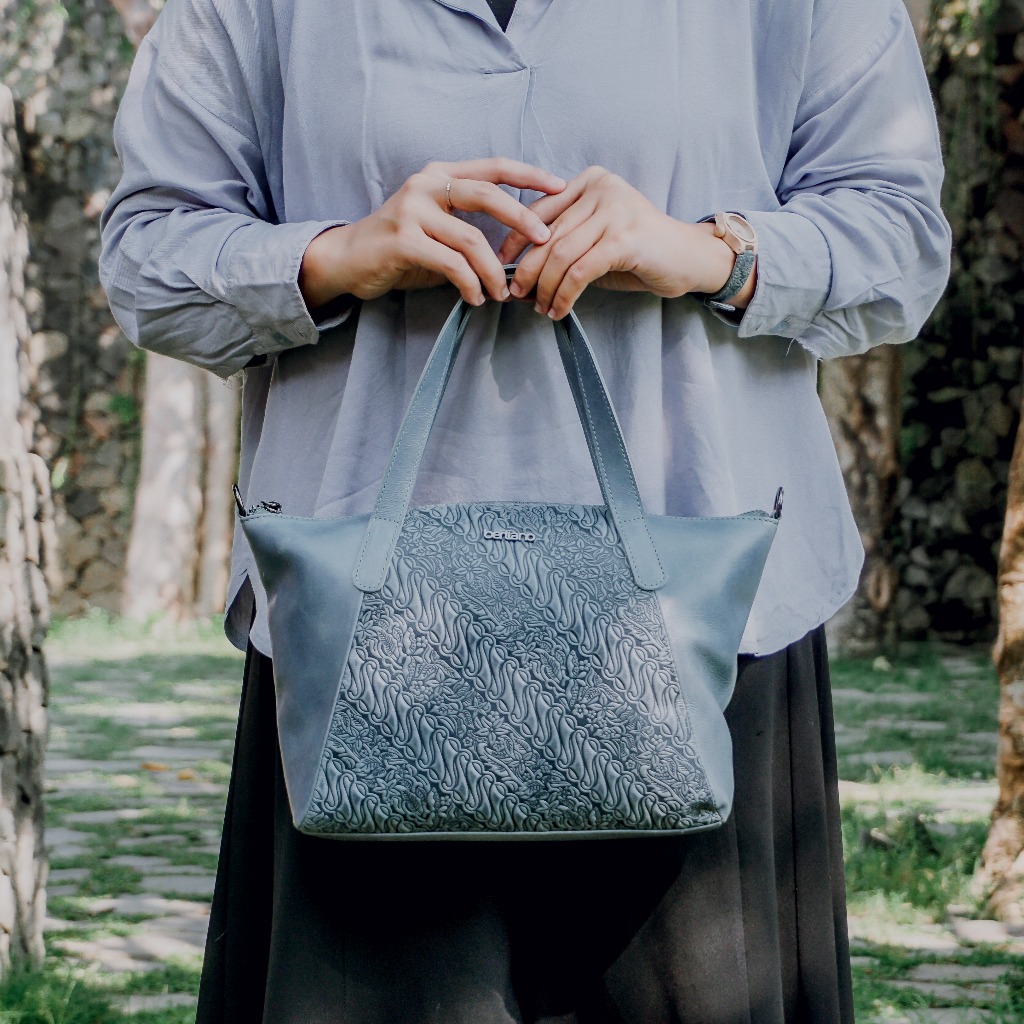 Tas kulit sapi wanita kirana Medium berliano