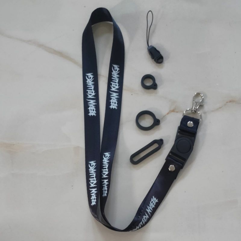 

TALI LANYARD BEBAN KELUARGA band metal rock / LANYARD HITAM Premium lanyard / gantungan kunci / gantungan id card / gantungan flashdisk / nametag hp name tag / handphone BEST SELLER COD