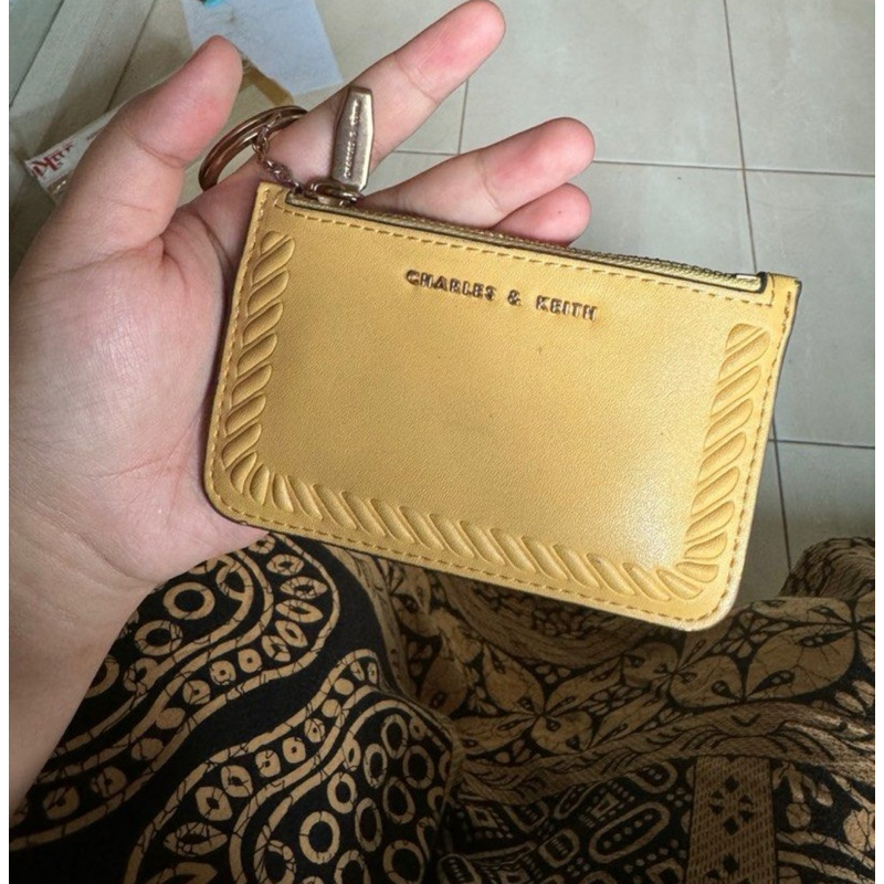 preloved charles keith card holder