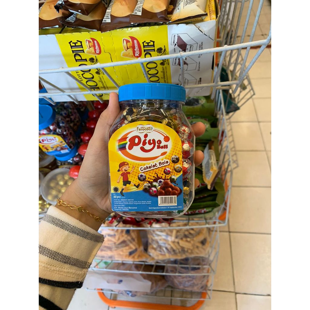 

PIYO Coklat Bola Toples