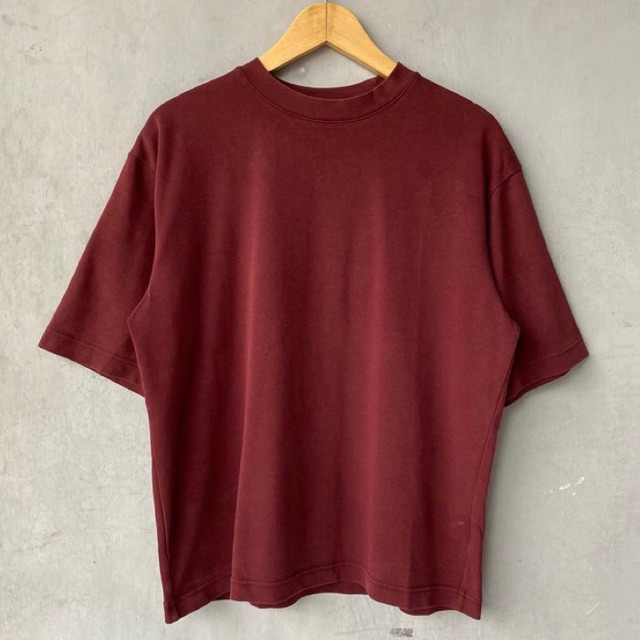 Kaos Uniqlo Airsm Polos Maroon 100% Original