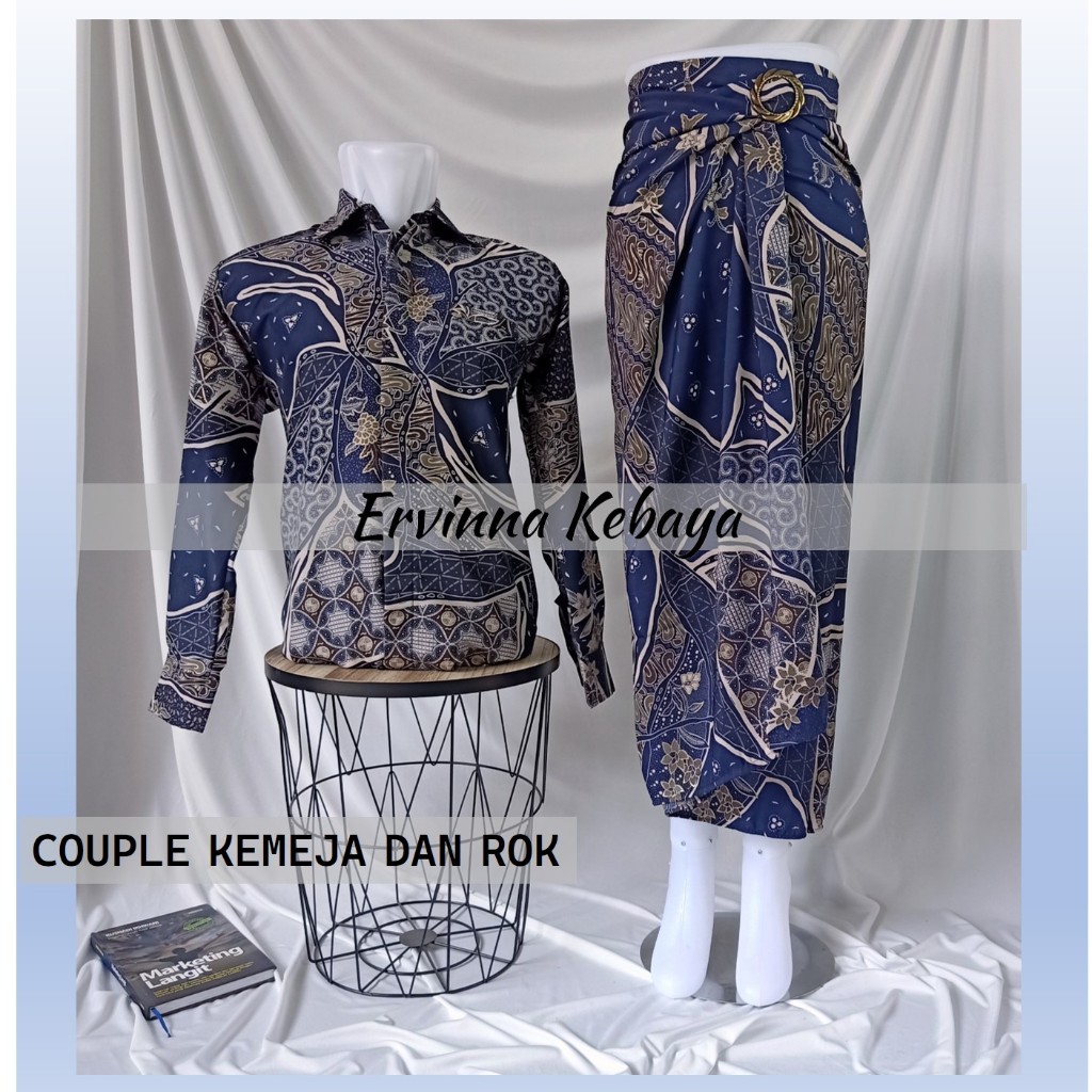 BATIK COUPLE KELUARGA BATIK KELUARGA SARIMBIT COUPLE KELUARGA BAJU BATIK COUPLE KELUARGA COUPLE BATI
