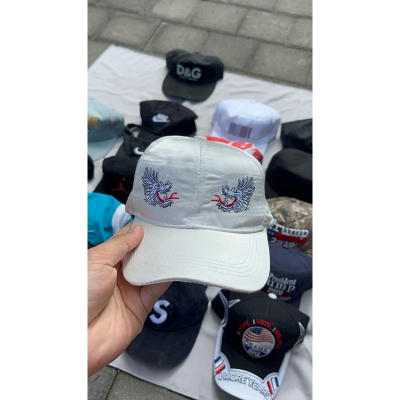 Topi Sukajan Japan