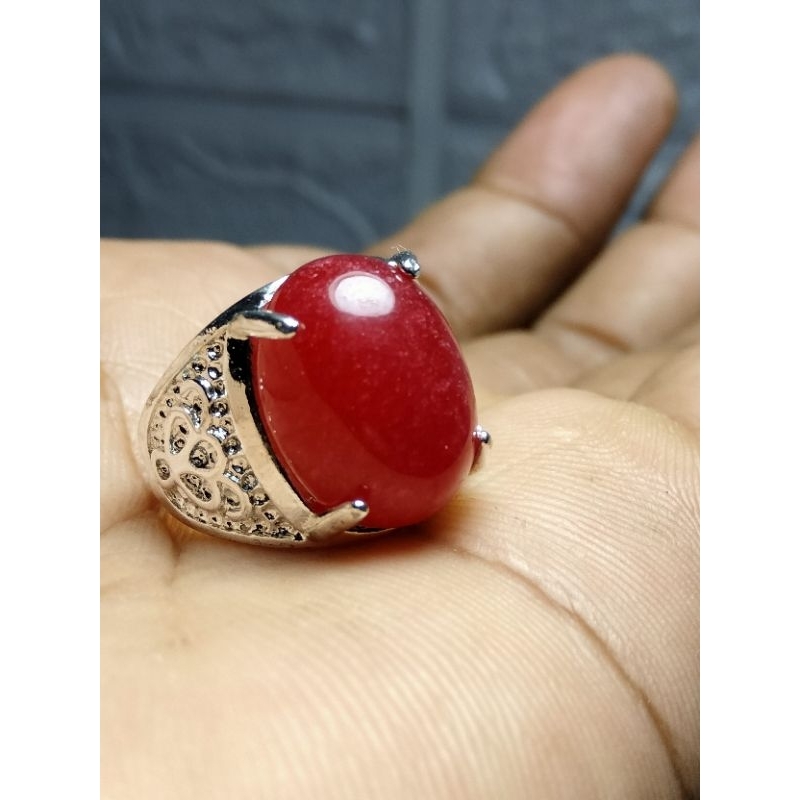 batu cincin giok merah