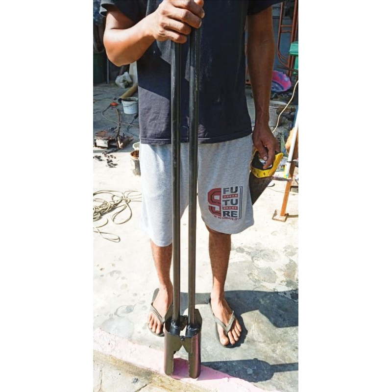 alat penggali lubang tanah/ alat tanah pohon / alat gali lubang / alat  tanam bibit pohon/ alat pemb