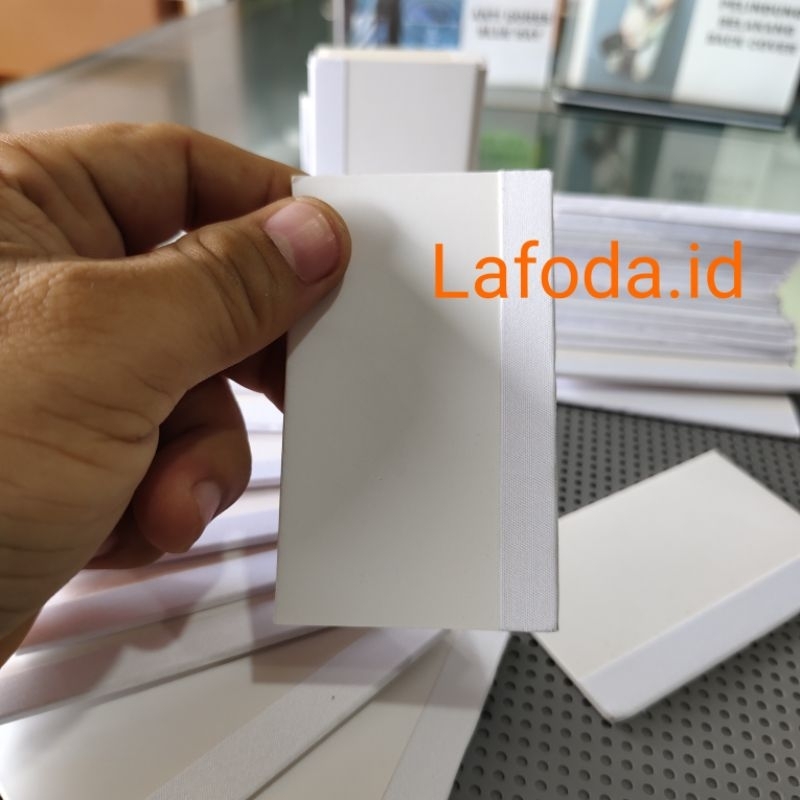 Pendorong Hydrogel / Scrapper Hydrogel