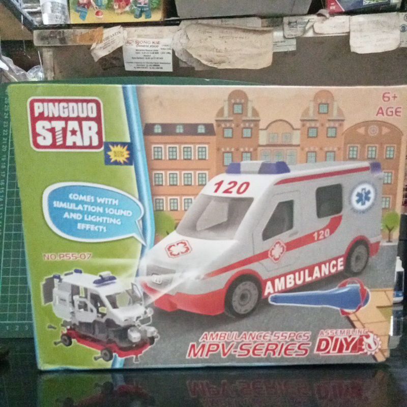 Mainan Mobil lego Ambulance Hospital Musik Lampu / Mobil Ambulan Dan Mobil Polisi