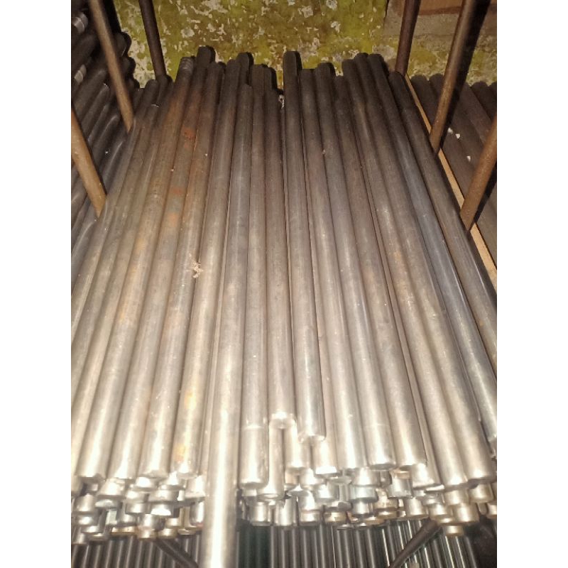 Besi As/ As besi potongan/ Besi / besi As Potongan 12mm panjang 26-32cm