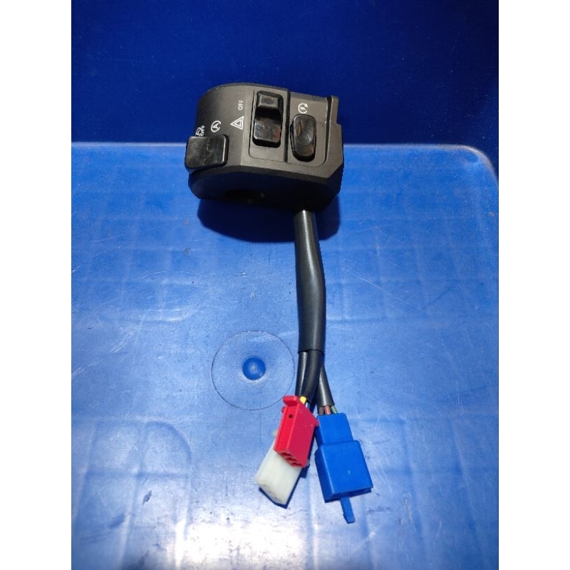 Saklar Holder Kanan Yamaha Lexi Lexy Original Ori Asli